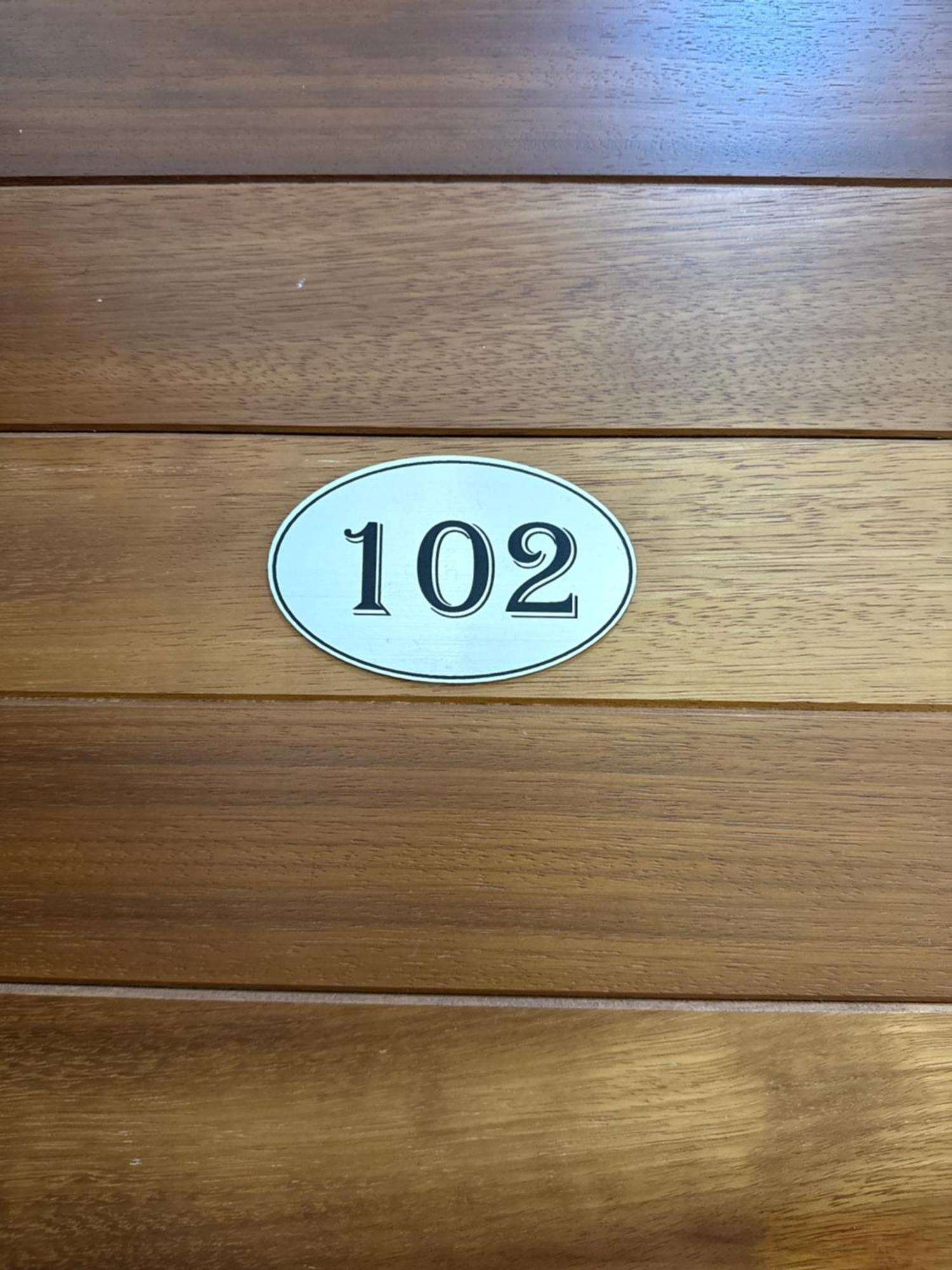 Ithaki Phinikoudes No. 102 * Ларнака