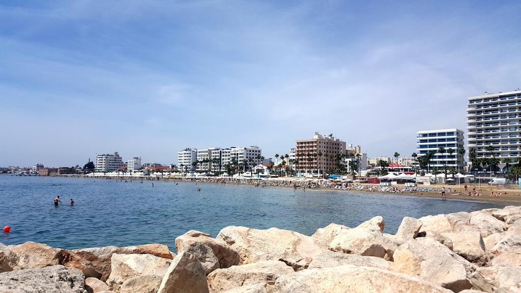 Ithaki Phinikoudes No. 102 Ларнака